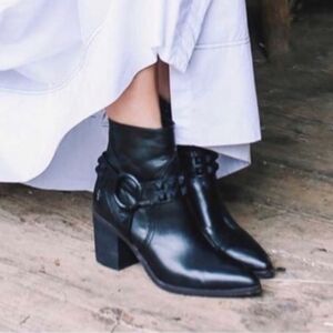 Frye Flynn Deco Studded Harness Leather Ankle Chunky Heel Gothic, Biker Booties